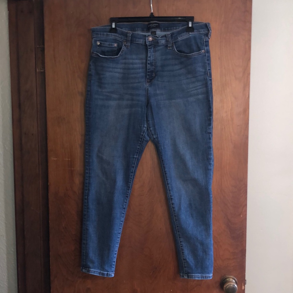 Women’s Skinny Jeans